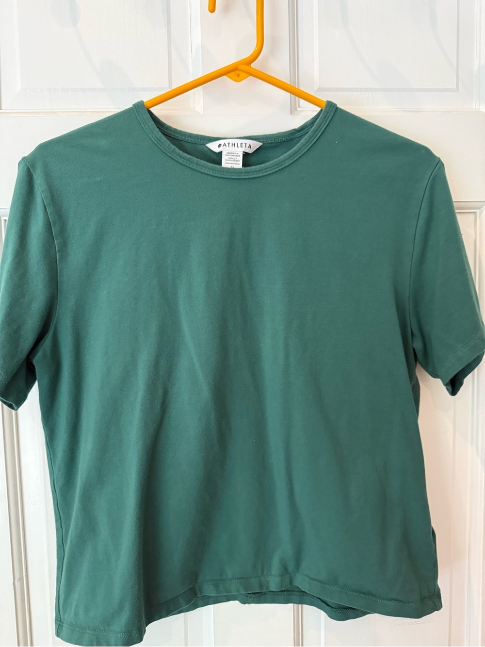 Athleta Short Sleeve Tee in green